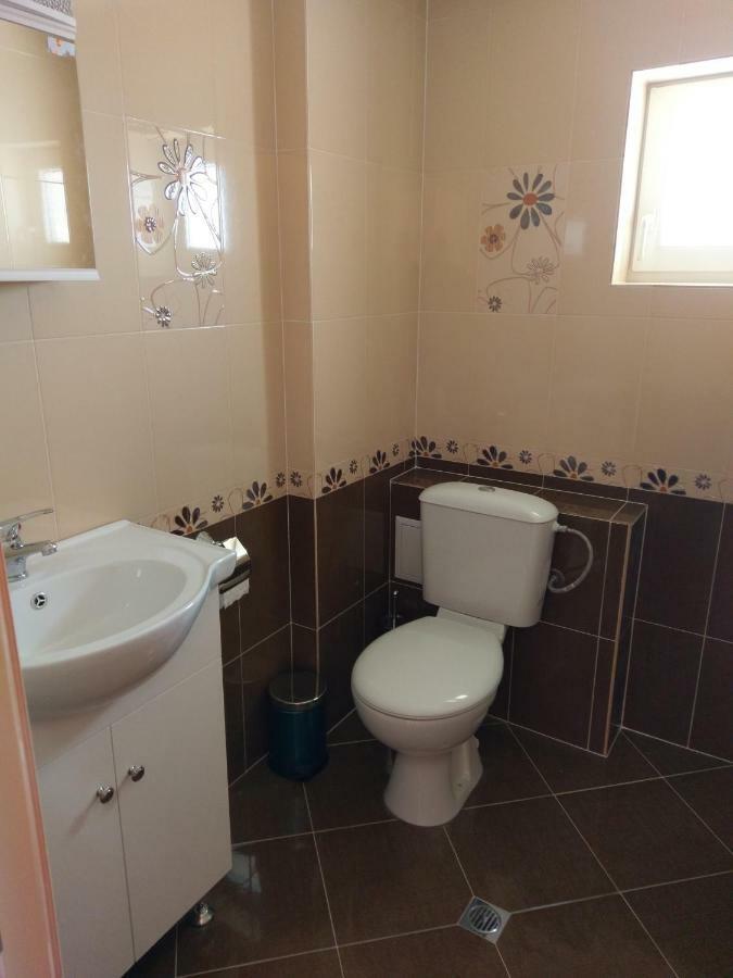 Стаи За Гости Елени Shiroki Dol Exterior foto